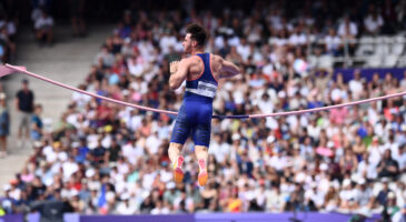 JO 2024: Un perchiste français victime de son pénis, la vidéo virale
