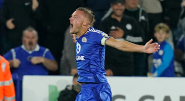 Premier League : Jamie Vardy frustre Tottenham