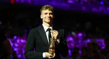 JO 2024 : Pourquoi Léon Marchand n’a pas été porte-drapeau