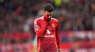 Manchester United évite le pire, la Roma surprise