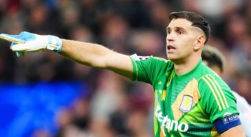 Emiliano Martinez ne lâche pas Randal Kolo Muani