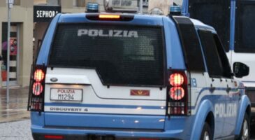 Des coups de feu sur le peloton