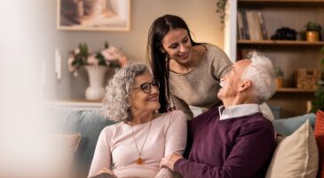 Retraite des parents : ce que vos enfants vous offrent, selon votre caisse de retraite