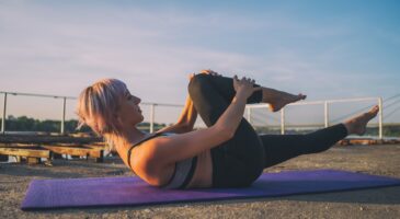 Êtes-vous en bonne condition physique ? Ce test Pilates d'une minute le révèle
