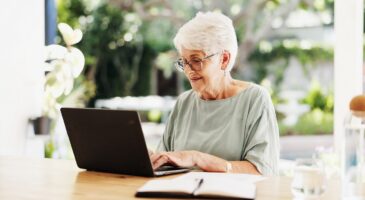Cumul emploi-retraite et EHPAD : quelles solutions pour réduire le reste à charge ?