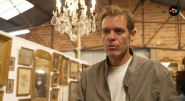 "Mes petits-enfants me disent : 'Mamie, ça ira à la déchèterie'" : le public senior cherche conseil auprès de l'antiquaire Damien Tison (Affaire conclue)