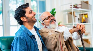 Mon père ne pouvait plus monter l’escalier : je l'ai installé en bas et en demandant l’APA, j’ai découvert une règle que je ne connaissais pas