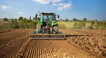 Cet agriculteur est formel : "Les jeunes ne veulent pas travailler, quand on les appelle on a l’impression de les déranger"