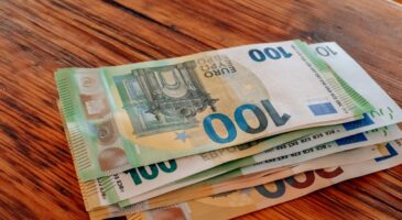 Nicolas et sa femme, 59 ans, gagnent 5000 euros par mois : "à 3 ans de la retraite, on doit encore faire attention à tout"