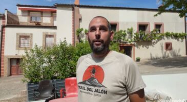 Fernand, 39 ans : "Je gagne 1 500 euros par mois et je dépense à peine 750 pour la nourriture, l'électricité et les transports : je n'échangerais pas cette tranquillité d'esprit contre un appartement gratuit en ville"