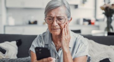 Lynda, retraitée de 76 ans, vit sans chauffage faute de pension suffisante : « Je pensais que je m’en sortais bien mais on m’a diagnostiqué de l’asthme »