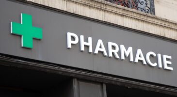 Oubliez les faux cils : ce sérum Mavala vendu en pharmacie booste la longueur et le volume des cils en 7 semaines