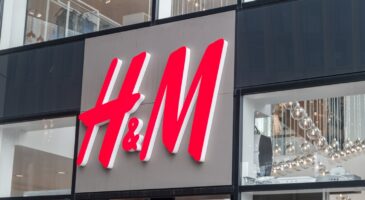 H&M : bye-bye la veste en cuir, ce blouson ultra stylé est déjà adopté par les filles les plus tendance cet automne 2026