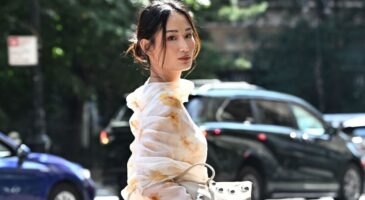 Cette jupe chic, sexy et confortable est la plus flatteuse de la saison