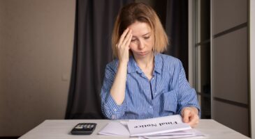 Sylvie, mère de famille, "prise au piège" par son fournisseur d'électricité qui lui réclame 9 000 € : "On s’attendait à une hausse de 10%, mais pas du tout à cette facture-là"