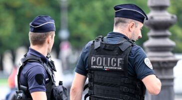 "J'ai démissionné de mon métier de policier et j'ai tout quitté pour prendre des petits-déjeuners avec des moines bouddhistes ; maintenant je vis dans des châteaux"