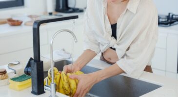 Rincer les bananes après achat : à quoi ça sert et pourquoi est-ce recommandé ?