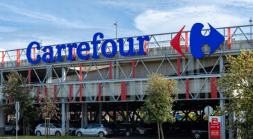 “Je suis caissier chez Carrefour, et voici le montant de mon salaire mensuel”