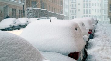 40 cm de neige en Picardie, 15 cm à Paris, l’aéroport de Roissy bloqué… Cet hiver restera gravé dans les annales