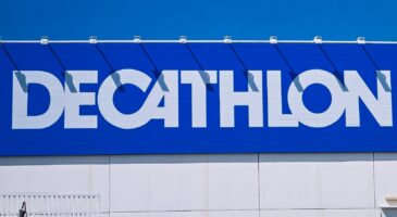 Decathlon : bye bye le trench-coat, ce poncho ultra pratique et tendance vous protégera du froid et de la pluie même à vélo