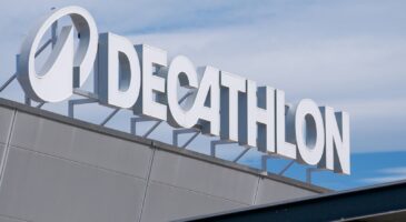 Decathlon : mieux que la veste de polaire ringarde, cette veste seconde peau à l'imprimé léopard va vous faire briller sur les pistes de ski comme à la ville